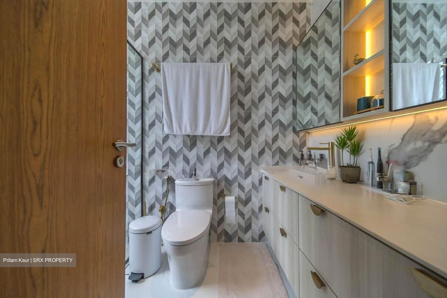 Namly Drive (D10), Semi-Detached #637993961